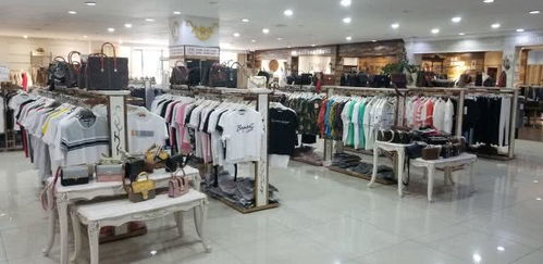 合肥服裝工廠店T恤10元一件，是噱頭還是真營銷？小編親歷為你揭秘